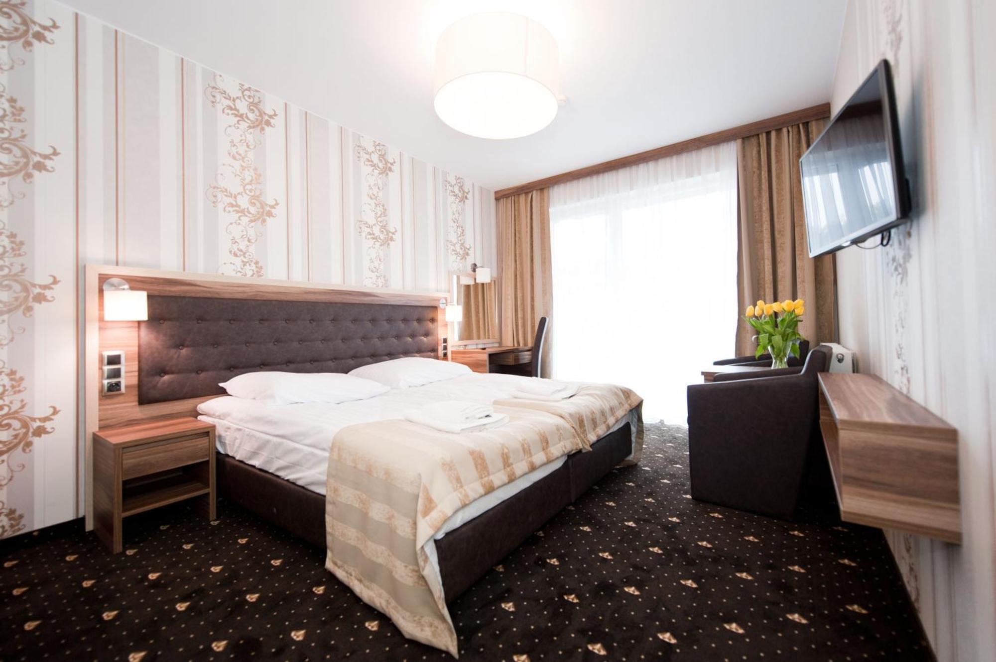 Cristal Spa جيفيجينا المظهر الخارجي الصورة